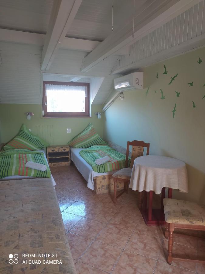Apartmanhaz Gabriella Harkany Exterior photo
