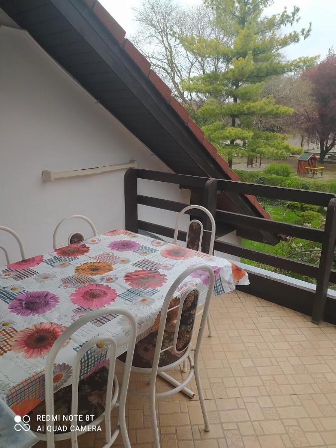 Apartmanhaz Gabriella Harkany Exterior photo