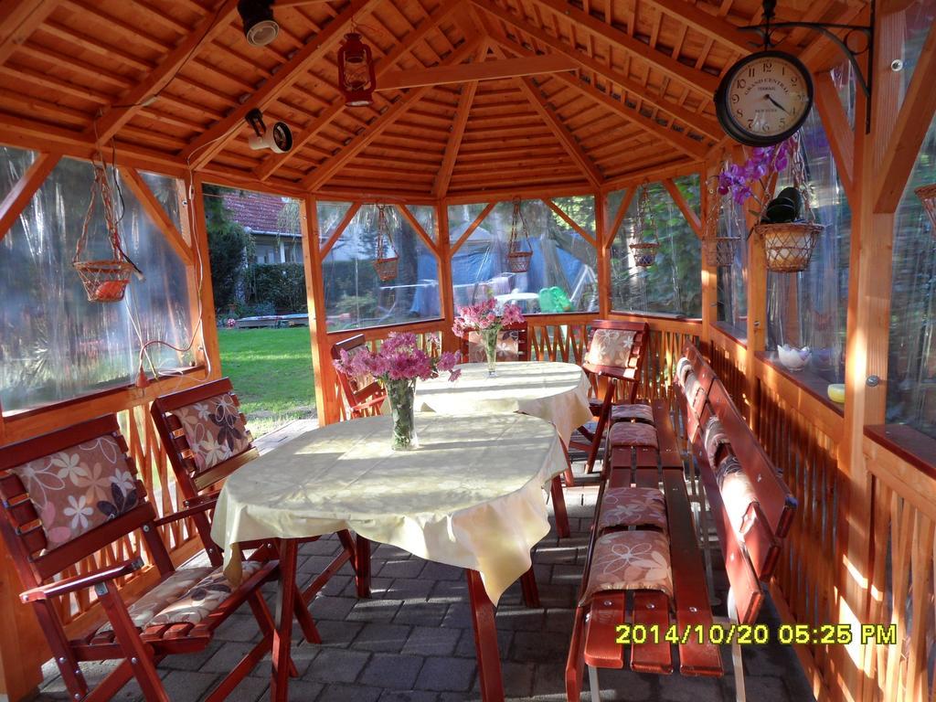 Apartmanhaz Gabriella Harkany Exterior photo